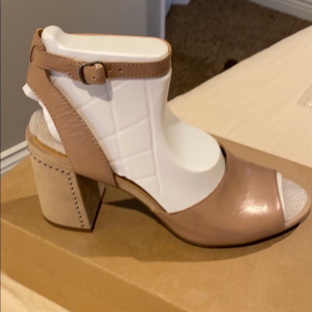 LUCKY BRAND PUMPS